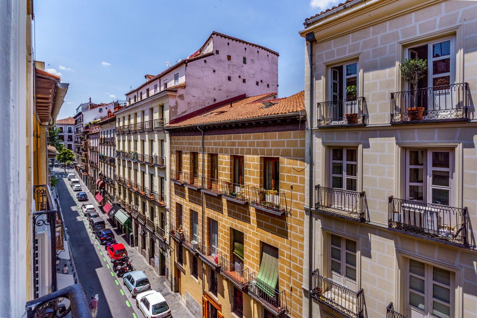 Personal Shopper Inmobiliario — compra tu vivienda en Madrid con De La Mano