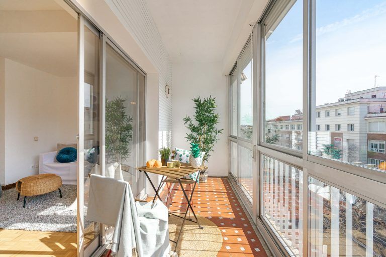 De La Mano Servicios Inmobiliarios - Vende tu propiedad en Madrid - Madrid